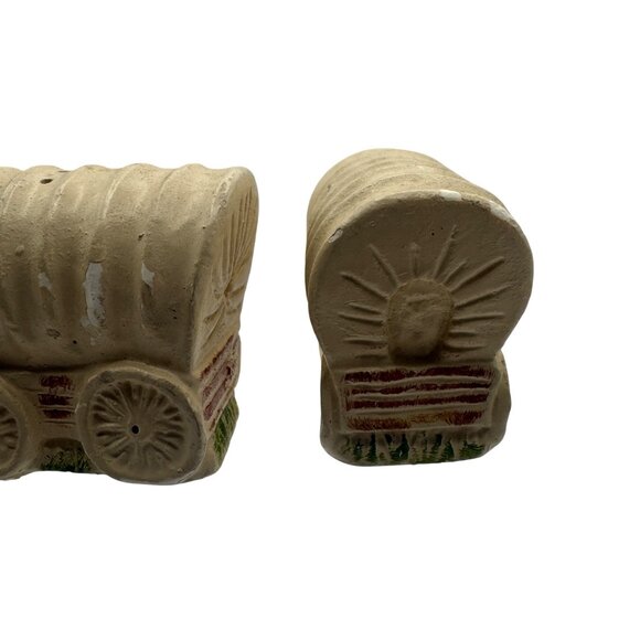 Vintage Ceramic Covered Wagon Salt & Pepper Shaker Set - Picture 6 of 6